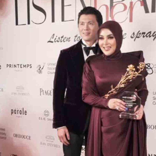 Syahrini Hadiri Cannes Terima Penghargaan UNESCO