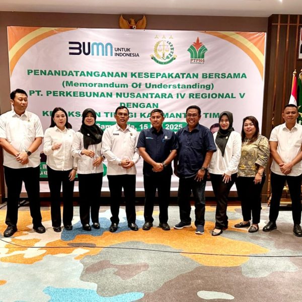 PTPN IV Regional 5 dan Kejati Kaltim Tandatangani MoU Bidang Perdata dan Tata Usaha Negara