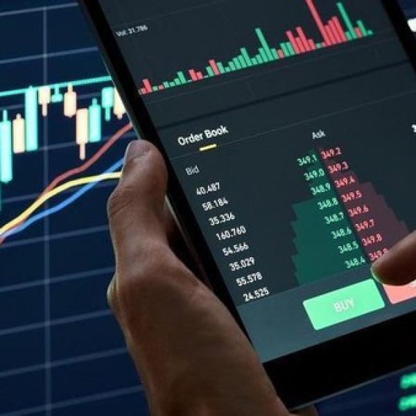 Saham Antam (ANTM) Menjadi Incaran Investor: Analisis Kinerja dan Prospek Emiten Tambang Terkemuka