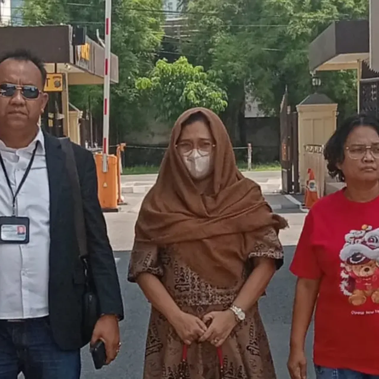 Pelecehan institusi polisi, Henry Pakpahan bereaksi keras