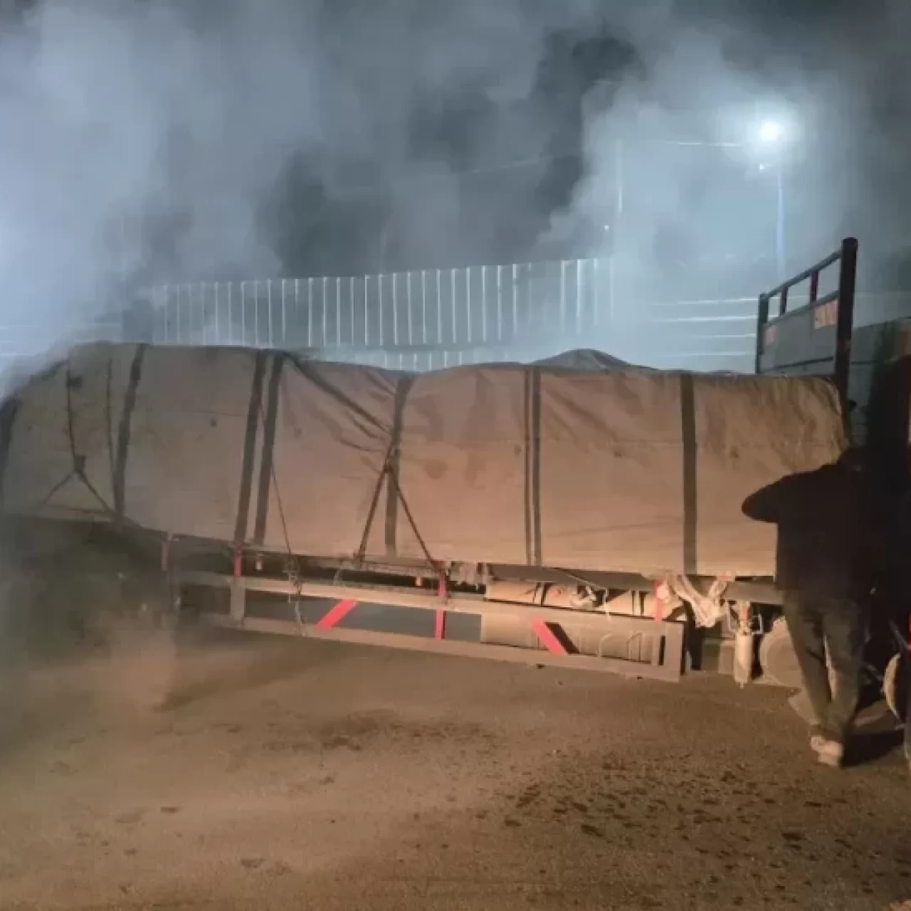 Serangan Israel Tewaskan Penjaga Bantuan Gaza