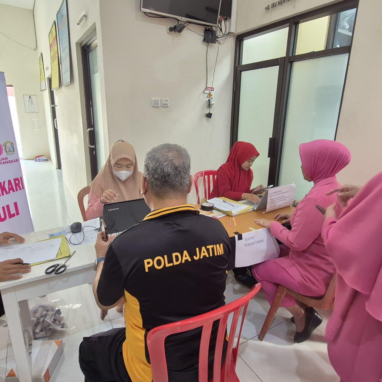 Bakti Kesehatan Dan Bakti Sosial Donor Darah Sidokes Polresta Banyuwangi Dalam Rangka Hari Bhayangkara Ke-79