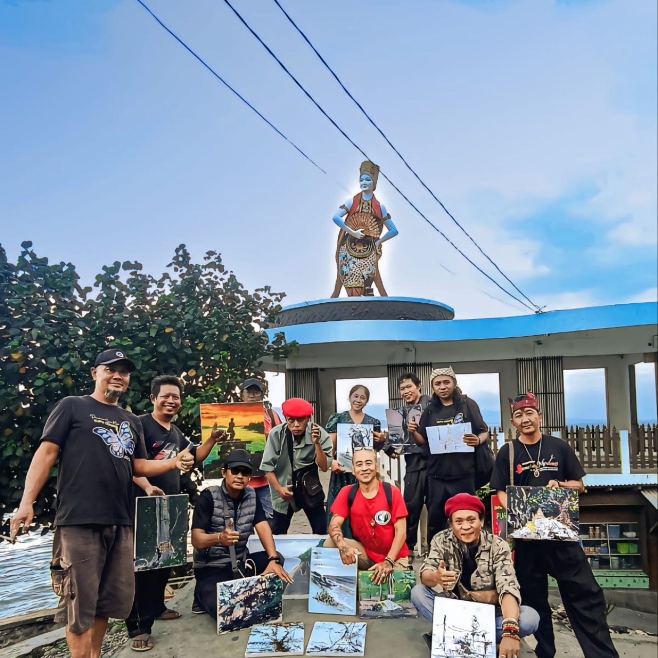 Peserta Pameran Lukisan Nasional “SEMERBAK MEWANGI” Dalam Balutan Keindahan Alam Payogan Ida Dang Hyang Siddhimantra Watudodol Banyuwangi