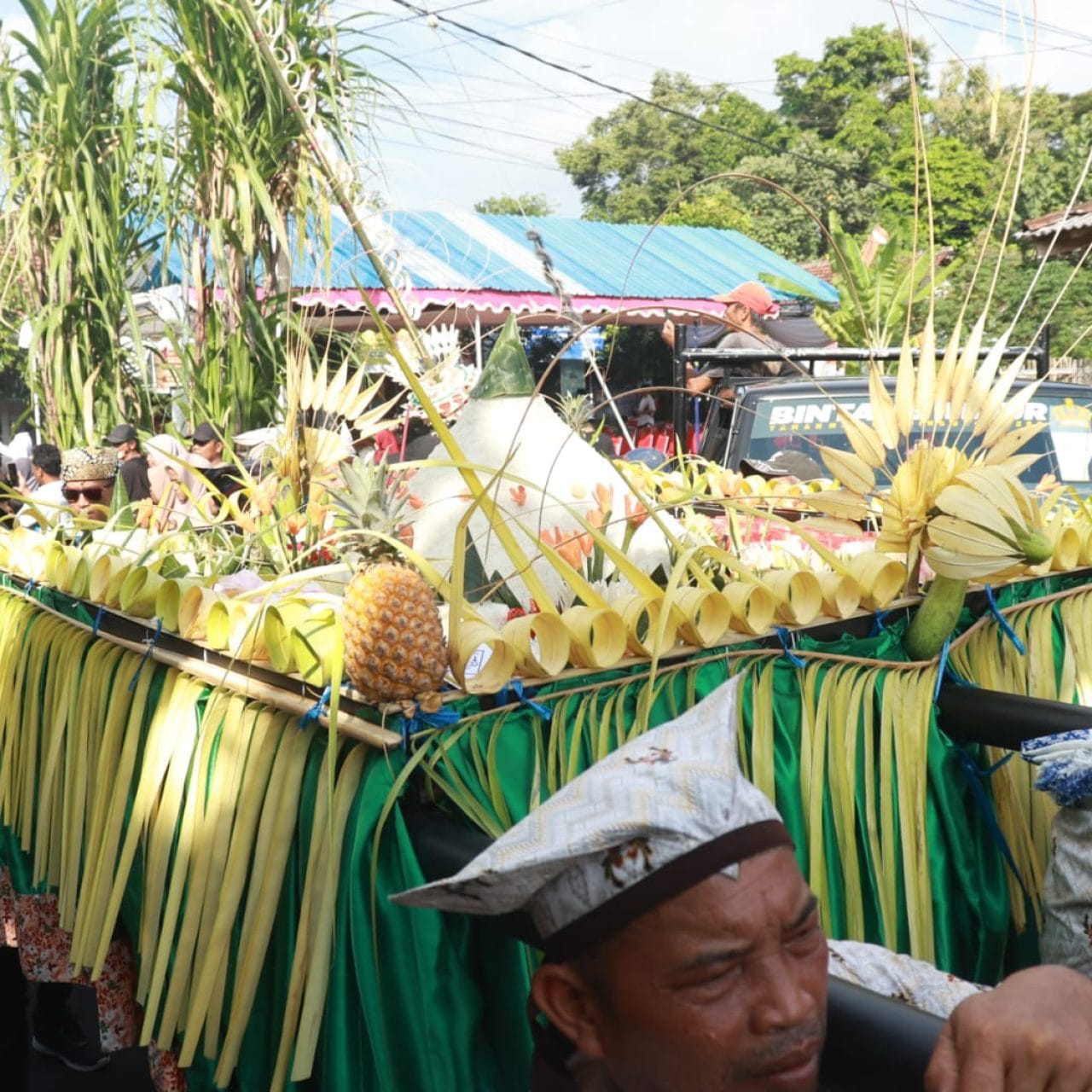 Beragam Tumpeng Hasil Pertanian Disuguhkan di Tradisi Takir Sewu Banyuwangi