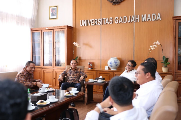 bupati pati kunjungi ugm