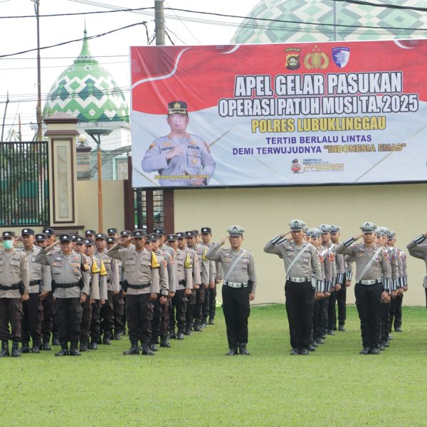 menggelar Apel Gelar Pasukan dalam rangka Operasi Kepolisian Kewilayahan “Patuh Musi 2025”.
