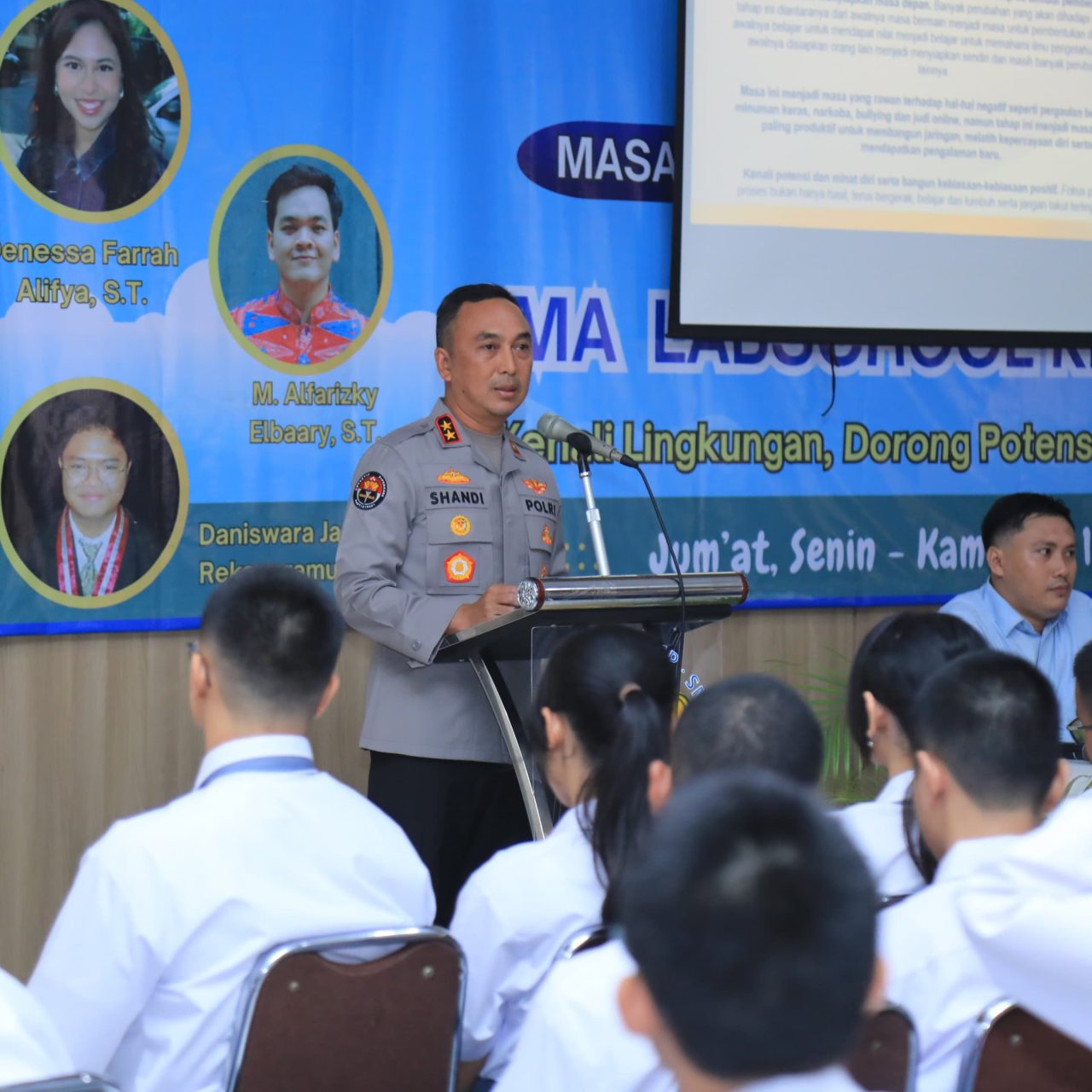 Beri Materi di MPLS SMA Labschool, Kadiv Humas Berikan Motivasi Hadapi Bonus Demografi