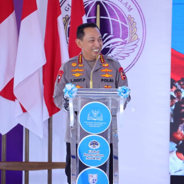 Kapolri: SMA Kemala Taruna Bhayangkara dan SMA Global Darussalam Academy Siapkan Calon Pemimpin Harapan Bangsa