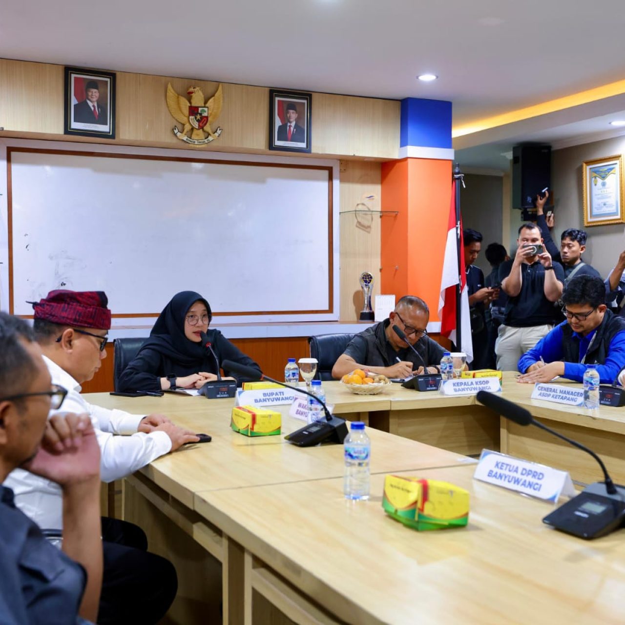 Cari Solusi Kemacetan Ketapang, Bupati Ipuk Pimpin Rakor Bersama Stakeholder Penyeberangan