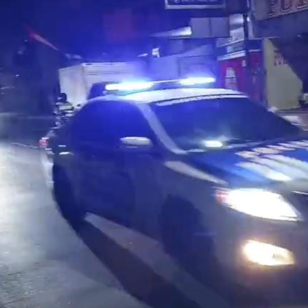 Pengawalan Polres Jember Perlancar Jalur Pendistribusian BBM, Masyarakat Dihimbau Tidak Panic Buying