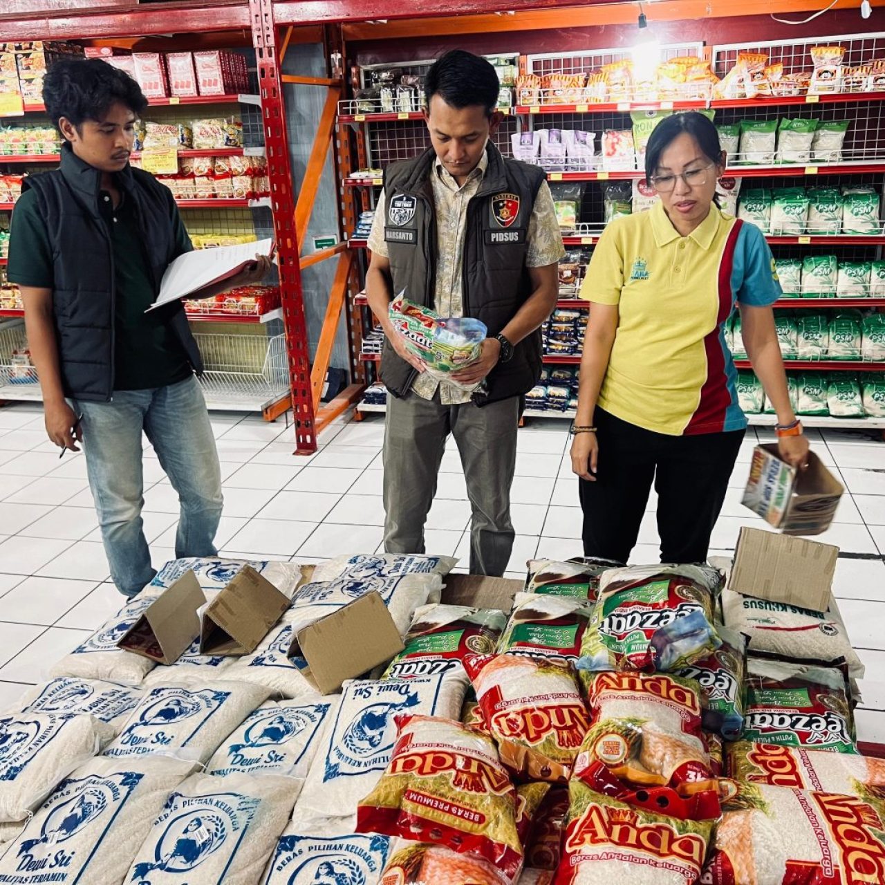 Satgas Pangan Polres Ngawi Sidak Pasar Pastikan Tidak Ada Beras Oplosan