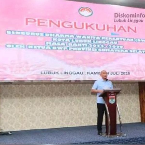 Wako-Wawako Hadiri Pengukuhan Pengurus DWP Kota Lubuk Linggau  * Periode 2024-2029