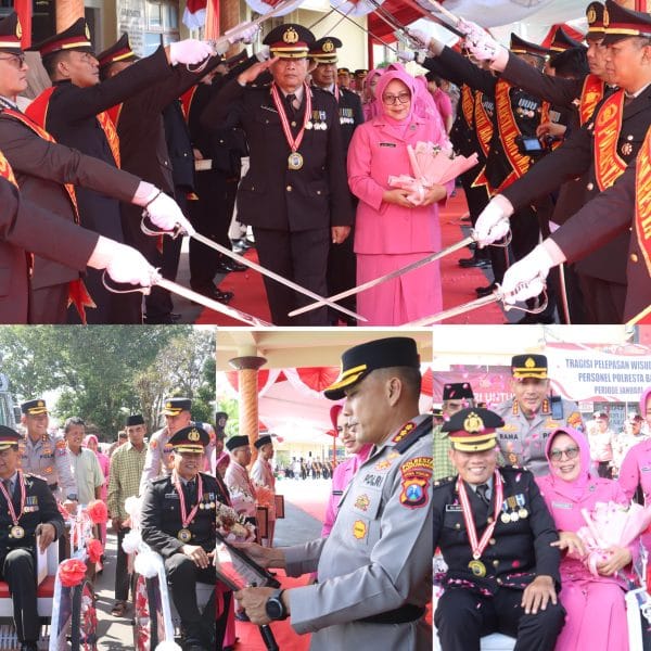 Polresta Banyuwangi Gelar Tradisi Pedang Pora Iringi Bhayangkara Purnabakti