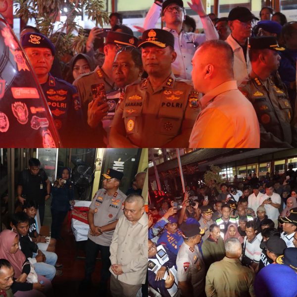 Kapolda Jatim Dampingi Menhub, dan Kakorpolairud Tinjau Korban KMP Tunu Pratama Jaya di Ketapang