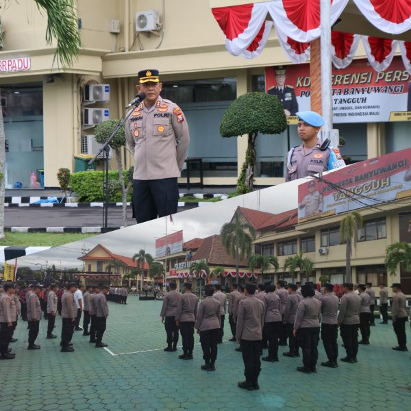 Wakapolresta Banyuwangi Tekankan Profesionalisme dan Kepedulian Sosial dalam Apel Jam Pimpinan