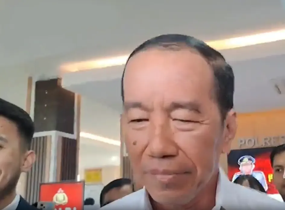 Ijazah SMA dan S1 Jokowi