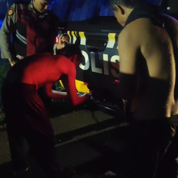 pelayan masyarakat kembali ditunjukkan oleh jajaran Satuan Samapta (Satsamapta) Polres Lubuk Linggau. D