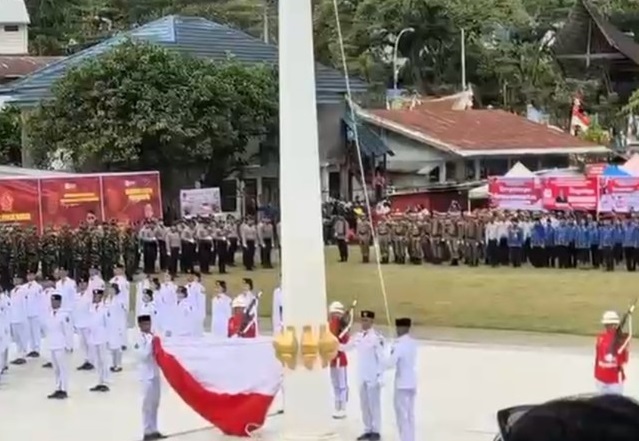 bendera terbalik
