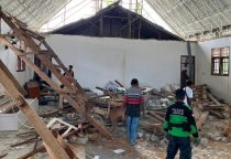 gempa mengguncang poso