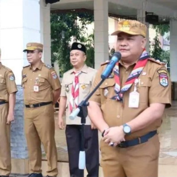 Sekda Lepas Peserta Jambore Pramuka Muslim Dunia