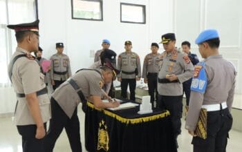 Polres Pesawaran Gelar Sertijab Kasat Narkoba dan Kapolsek Kedondong, Perkuat Soliditas dan Kinerja Presisi