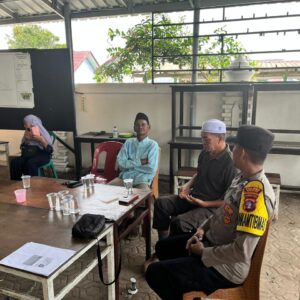 Wujudkan Pelayanan Bersih,Personel Polsek Danau Sembuluh Gelar Sosialisasi Saber Pungli.