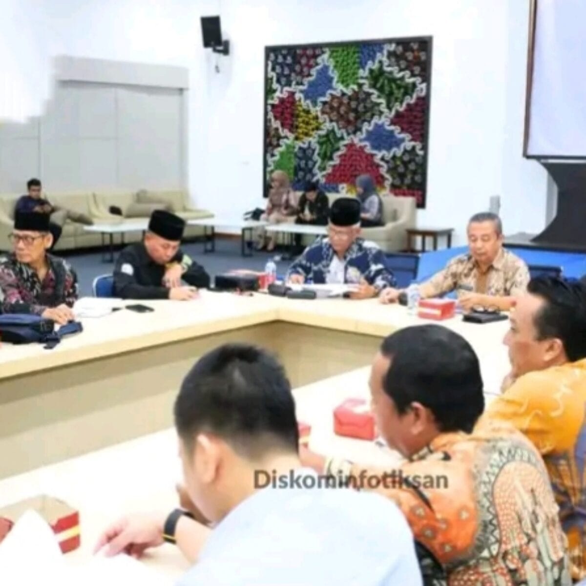 Asisten l Pimpin Rapat Persiapan MTQ XVIII 2026 Tingkat Kota Lubuk Linggau dan Persiapan Program Insentif Keagamaan