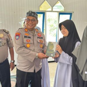 Cegah Paham Radikalisme, Ditbinmas Polda Kalteng dan Satbinmas Polres Seruyan Sambangi Ponpes Al-Mustaghfirin