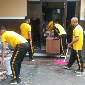 “Indonesia Asri”Dimulai Dari Kantor:Polres Seruyan Berbenah Pasca Perintah Presiden.