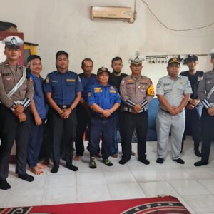 Jalin Mitra Strategis,Satlantas Polres Seruyan Gandeng Damkar Swakarsa Sukseskan Ops Keselamatan Telabang.