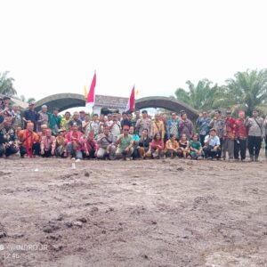 Nyanggar Kebun PT CKS Libatkan Aparat di Delapan Desa,Sinergi-Adat Perusahaan Dorong Perkuat Ekonomi Warga.