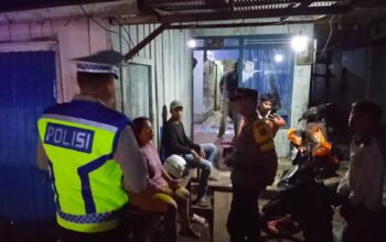 Polres Seruyan Respon Cepat Laporan Warga,Tertipkan Kerumunan Pemuda di Kampung Bugis.