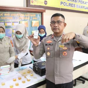 Komitmen Bersih Narkoba, Kapolres Banyuasin dan Jajaran Pimpinan Jalani Tes Urine