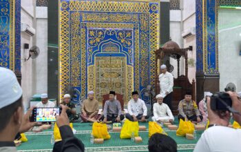 Wakil Bupati Seruyan Safari Ramadhan di Masjid Jami Ataqwa Pembuang Hulu,Ajak Masyarakat Do,akan Kelancaran Pembangunan Daerah.