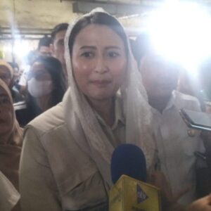 Wakil Mentri Perdagangan, Dyah Roro Esti Widya Putri, adakan kunjungan Pasar Cisalak