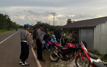 CEGAH BALAP LIAR,POLSEK DANAU SEMBULUH TURUNKAN 8 PERSONEL PATROLI DI DESA TABIKU.