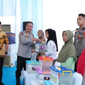 Kapolda Sumsel Pimpin Gerakan Pangan Murah, 135 Ton Beras Disalurkan Jelang Lebaran