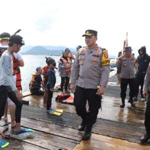 Akhir Operasi Ketupat Krakatau 2026, Kapolres Pesawaran Pimpin Patroli Perairan Pastikan Keamanan Wilayah Pesisir