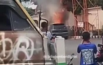 Kebakaran Mobil di SPBU Sempolan Jember Berhasil Dipadamkan, Tak Ada Korban Jiwa