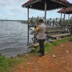 Polsek Danau Sembuluh Monitoring Ketinggian Air Das Seruyan,Situasi Aman Terpantau.