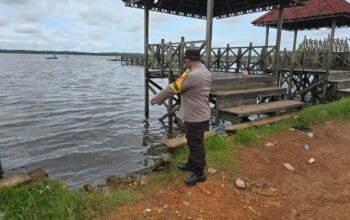 Polsek Danau Sembuluh Monitoring Ketinggian Air Das Seruyan,Situasi Aman Terpantau.
