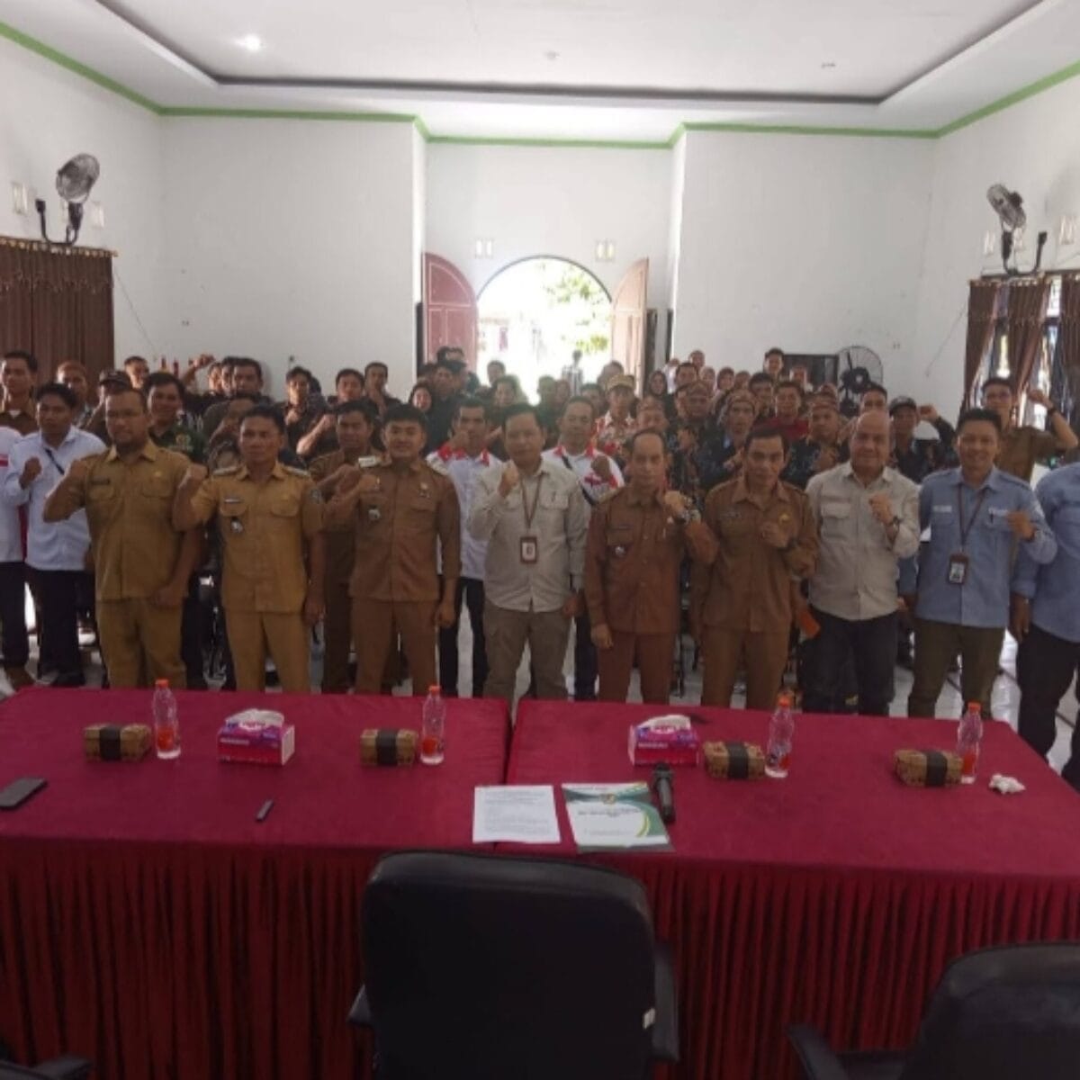 DPMDes Kabupaten Seruyan Gelar Sosialisasikan Pilkades Tahun 2026 di Kecamatan Hanau.