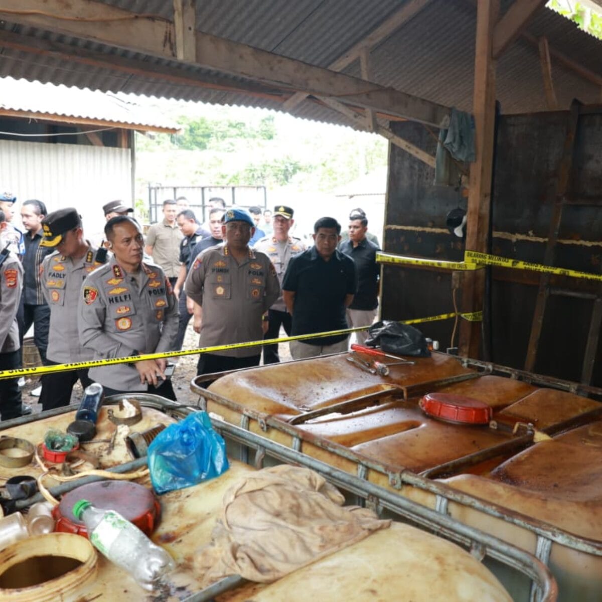 Polda Lampung Berhasil Bongkar Sindikat Penimbunan BBM Ilegal di Pesawaran, Potensi Kerugian Negara Capai Ratusan Miliar