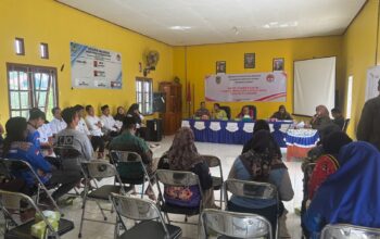 Polsek Seruyan Tengah Hadiri Rapat Pembentukan Panitia Pilkades Desa Batu Agung.