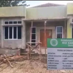 Kegiatan Foto : Proyek Gedung MUI Sukabumi Disegel Kontraktor, Dana Hibah Miliaran Dipertanyakan — PWRI Desak APH Turun Tangan