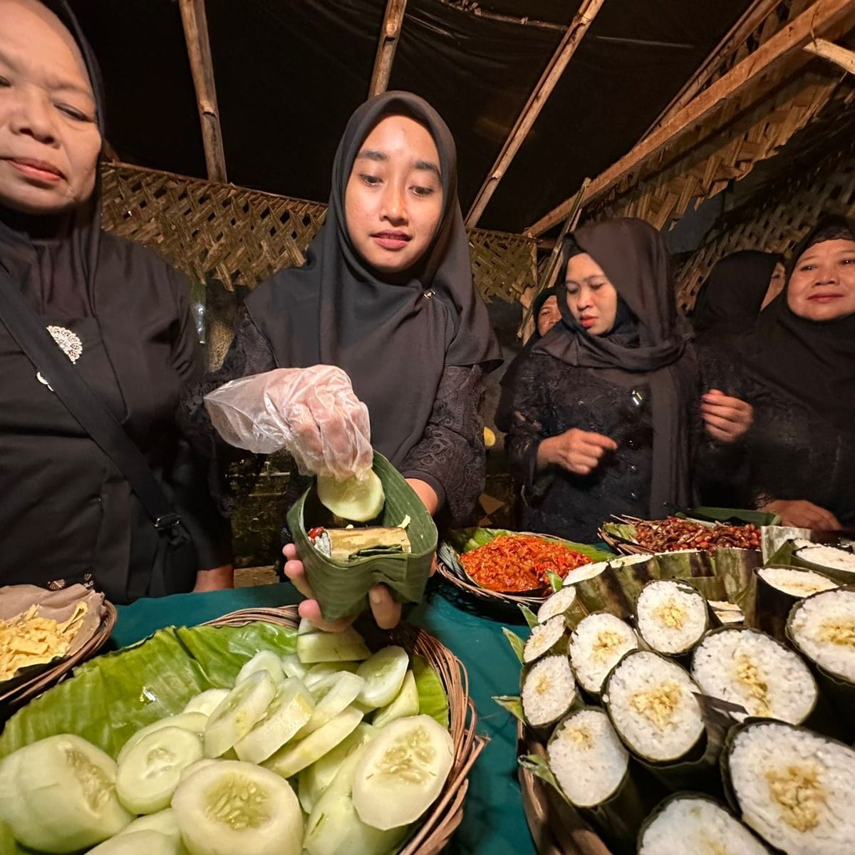 Bupati Ipuk : Tradisi Kuliner Banyuwangi Harus Terus Dilestarikan