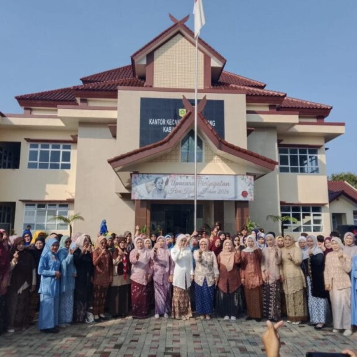 Porkofimcam Cigombong Gelar Upacara Peringatan Hari Kartini Tahun 2026, Bacakan Amanat Menteri PPPA RI