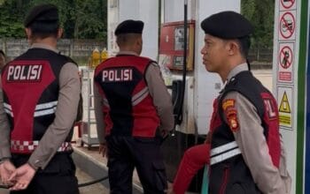 Patroli Jalan Kaki Sat Samapta Polres Banyuasin Ciptakan Kondusifitas Wilayah, Antisipasi Gangguan Kamtibmas