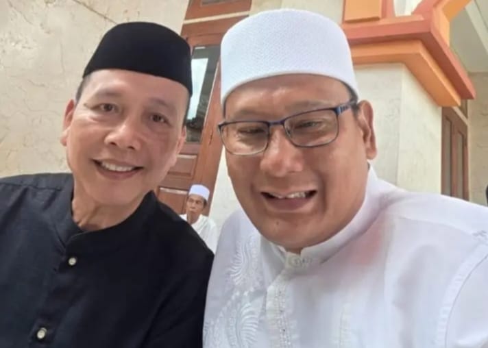 Kegiatan Foto : H.Hamzah , ” Warisan Perjuangan Harus Terus hidup Lintas Generasi “, Dalam Haul dan Halbil Kumpi H.Japat Bin Sian dan Hj.Aisyah binti Tiran
