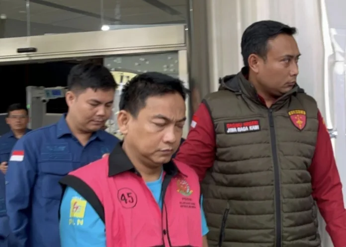 Kegiatan Foto : Kejaksaan Agung Tangkap Ketua Ombudsman RI Hery Susanto​